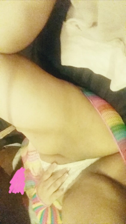 thenaughtylittlekitten: Selfie sticks aren’t so bad. ;)