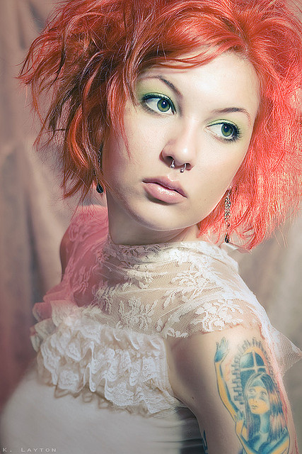 tits-tats-n-tutus:  May Machin (Model) Cannibalized (Photographer)