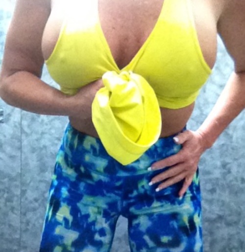 tylerstrouble:  Sweatin’ like a pig to look like a fox…