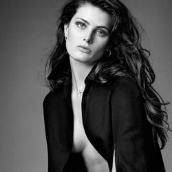 whyyzed:  isabelifontana http://ift.tt/1hpIDFK | celebs | supermodels | babes