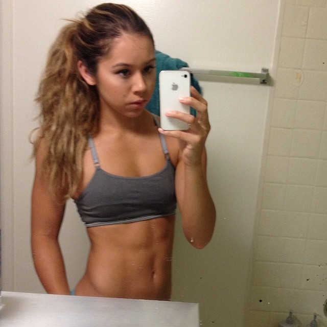 fitgymbabe:  From Instagram: bri_tsutsui - Check out more of her pics: bri_tsutsui