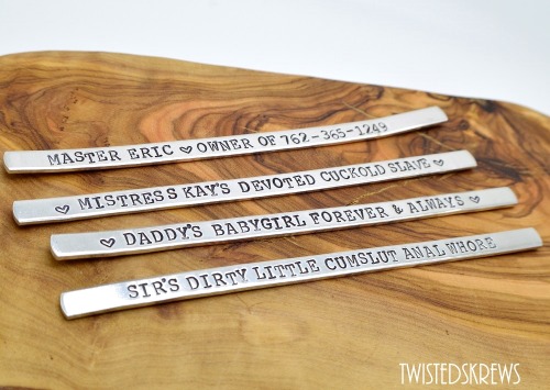 littleprincexangel:  twistedskrews:  BDSM Secret message scroll pendant with chain.Perfectly discree