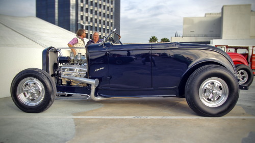 world-on-wheels:  Little Sister Breakfast Club L.A. Petersen Automotive Museum 