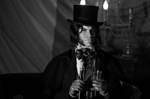 Wes Bentley as Edward Mordrake in the tv series American Horror Story – Freakshow.