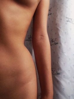 style-beauty-passion:  priscellastef:  This is the start of a self shot series of the human body. Every dent, freckle, curve, and line are a small part of the body that we inhabit, we aren’t given another. Do what you want with it. Appreciate it. Don’t