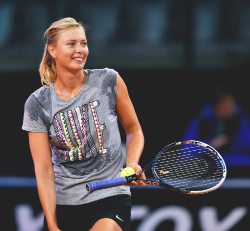 cosmicvoices:  On the practice court. Stuttgartpova  