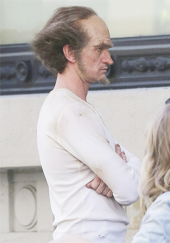 thenimbus:667darkavenue:The first photos of Neil Patrick Harris on set as Count Olaf in Netflix’s A 