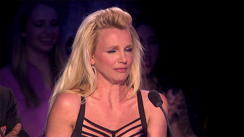 Minha cara quando vejo que a porta vai bater: