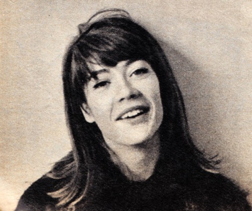 isabelcostasixties: Françoise Hardy , January 1963. A Mes Vaillantes Magazine