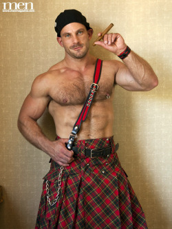 guysthatgetmehard:  kilted colt 