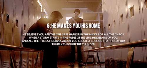 These Are The 8 Signs That He Loves You.