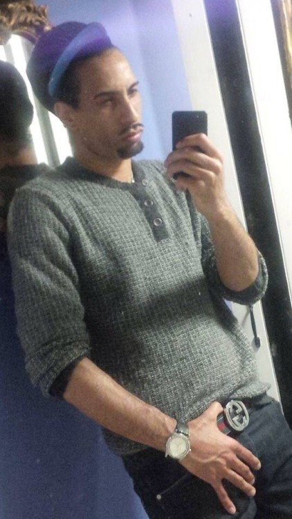 ethnicboyfriends:  nigtino:  Thomas from Brixton, a bit Camp but a good Fuck!!!!  Nice to see London lads representing