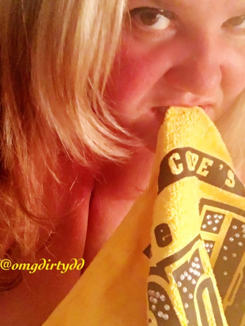 omgdirtydd:  sharing-my-smile:  For you @sharing-my-smile   I know you wore that Dallas Cowboys jersey for me last week, so here are my Steelers pics in response.  It’s not just Towel Porn Thursday, but it’s Terrible Towel Porn.  Thank you for always