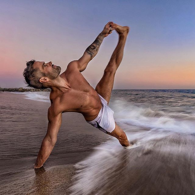yogamen:  IG @seanphelpslife 