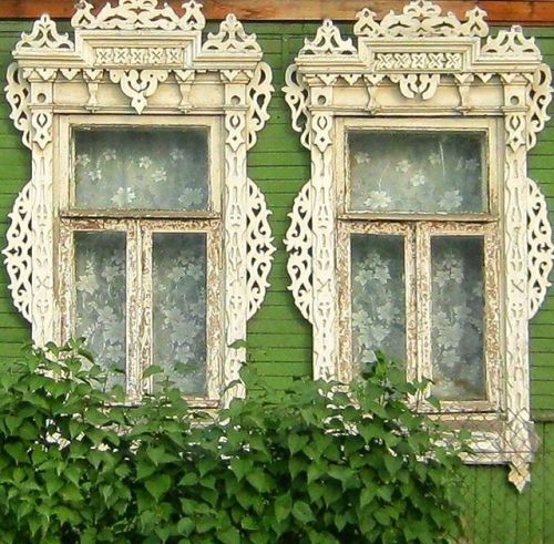 gagarin-smiles-anyway: Traditional Russian window frame - nalichnik (by Andrei Lisitsyn)