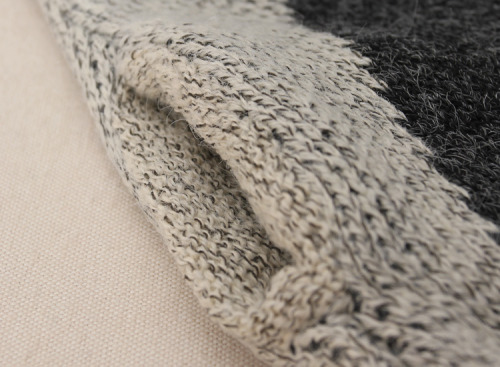 Kitten Round Neck Long-Sleeved Knit Sweater - $33.70 