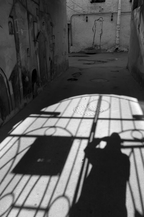 barcarole:Tenement yard where Dostoyevsky set Raskolnikov’s lodging in Crime and Pun