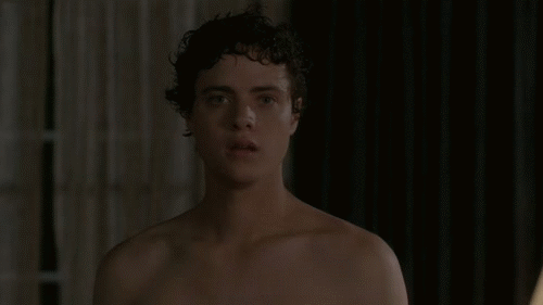 hotfamousmen:  Douglas Smith