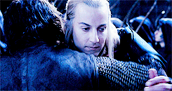 elijahwood:  the lord of the rings + ~*~hugs~*~ 