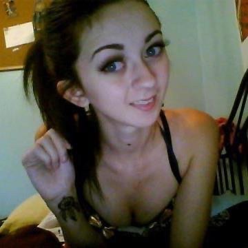 a young bun (I want to bring back my 2011 look pls)