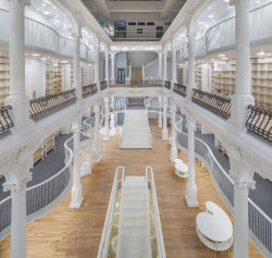 wordsnquotes:culturenlifestyle:MAGICAL BOOKSTORE OPENS IN ROMANIANamed, “Cărtureşti Carusel, also known as “The Carousel of Light” is a grand building from the XIX century, which has been updated into an enchanting architectural monument. Located