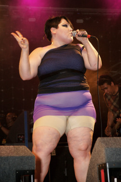 what-mag:  BETH DITTO. PUNK. 