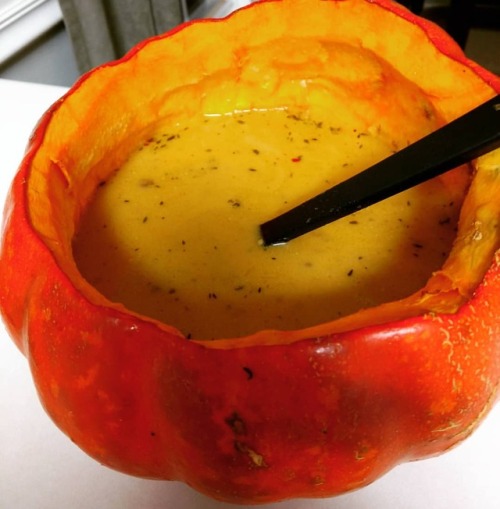 Tonight’s Halloween-inspired meal: roasted garlic sage pesto pumpkin soup (served in a baked p