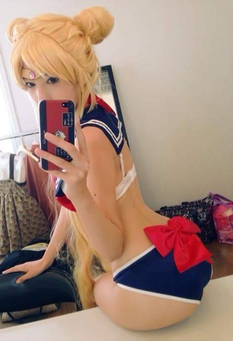 dirty-gamer-girls:  Dirty Gamer Girls 