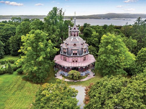 livesunique:  The Armour-Stiner (Octagon) House, Irvington-on-Hudson, New York