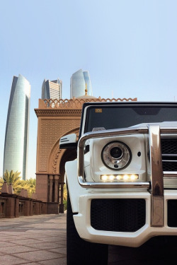 kameliaofficial:  G Wagon - Abu Dhabi, UAE |via