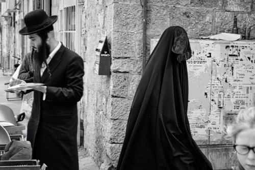 Jewish Ultra-Orthodox “burqa” sectpart 4Mea Shearim, Jerusalemhttps://en.wikipedia.org/wiki/Haredi_b