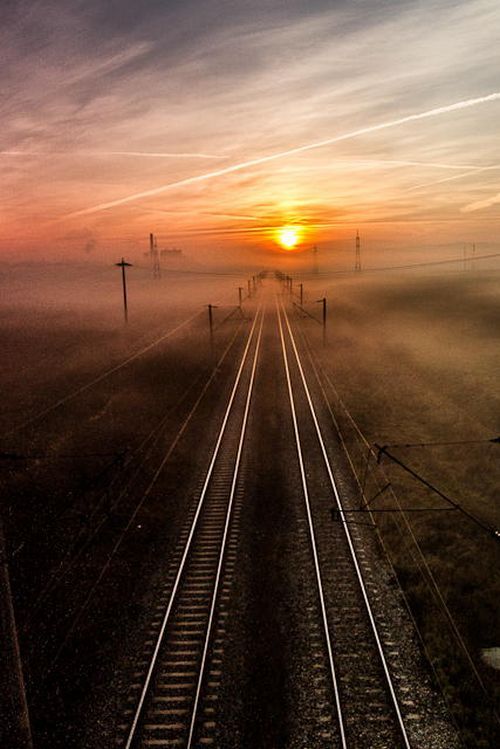 bluepueblo:  Rail Sunset, Romania photo via hiroshi 