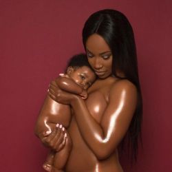 boujee-melanin-babe:  I love mommy and baby