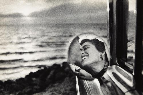 lostinhistorypics:California; captured by Elliott Erwitt (1955)