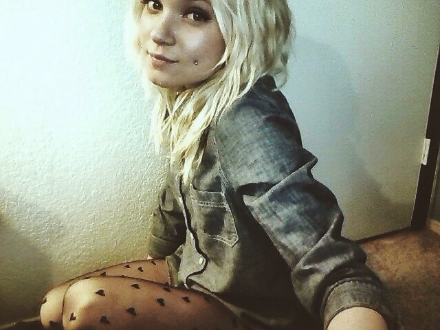 drythroats:  To anon who wanted to see a blonde Brittany! 
