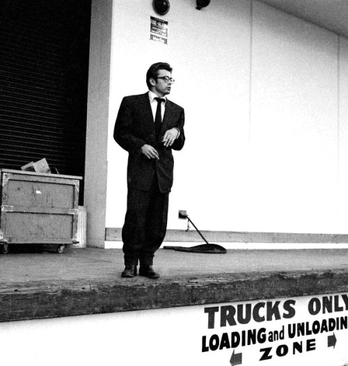 thelittlefreakazoidthatcould: James Dean photographed by Dennis Stock, at rehearsals for a televisio