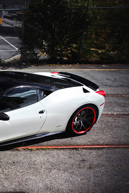  458 Italia Via : SR Auto  adult photos