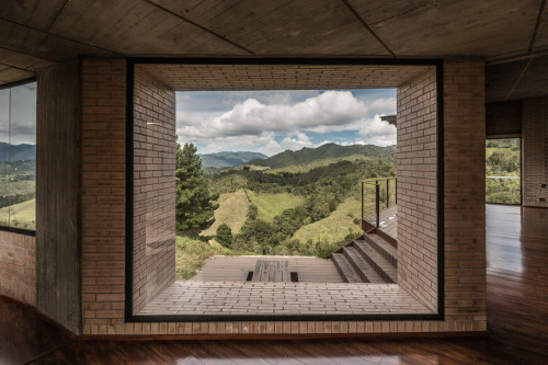 archatlas:  A House Connected to the Landscape porn pictures