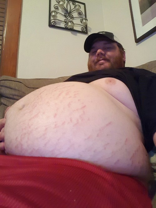 bigblackirish: fbco2015: Pack it on! Love to tie up this fatboy and pummel that fat belly all night!