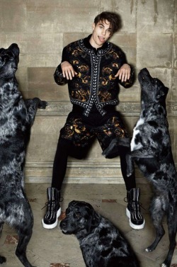 dnickole:      Givenchy Editorial         