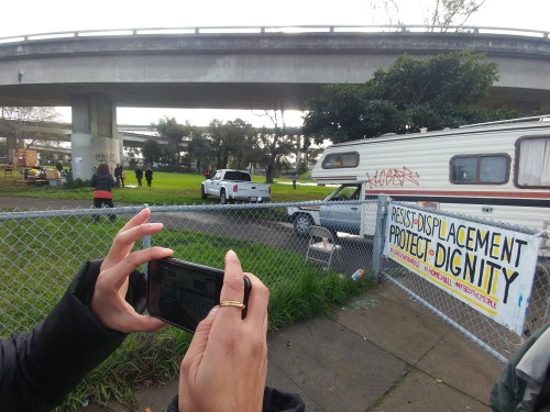 Photos from this morning’s action led by #FeedthePeople at Marcus Garvey Park, Oakland, CA. Re