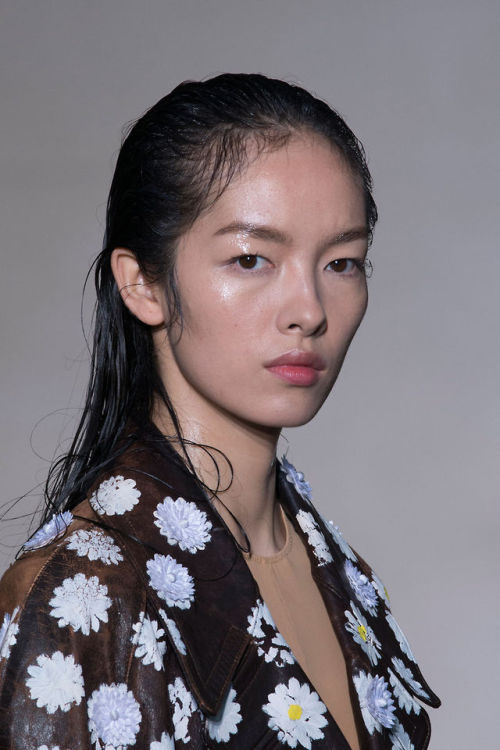 bodyfluids:  Fei Fei Sun at Maison Martin Margiela Spring 2015 