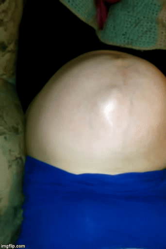 big belly pregnant momma&ndash;baby kick/ baby movement