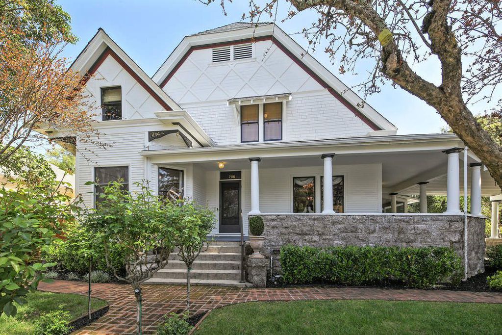 househunting:   $2,495,000/4 br   Sonoma, CA   built in 1889 