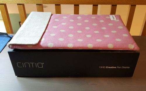 Hey guys! I decided to finally sell my Wacom Cintiq 13HD, which I got in 2013. It’s been gathering d
