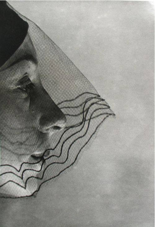 6-as-above-so-below-9:  Erwin Blumenfeld - Veiled Face, 1932 