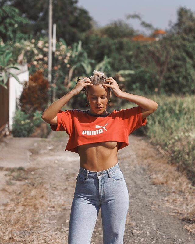 Braless Beauty