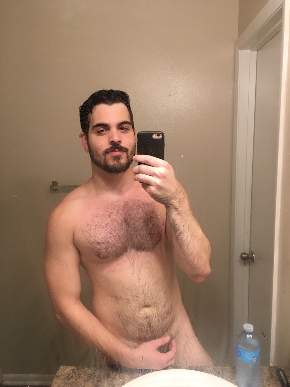 occurian: trimmed my chest for the first time in my life(?)  Oh NO