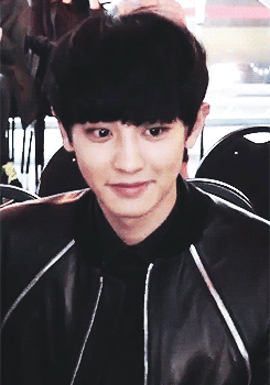 yeollovemebaek:  handsome namja and his lovely dimple ≧ω≦  