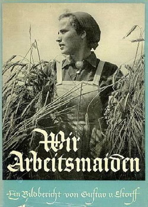 solar-aestheticss:  Women in the Third Reich, propaganda   🚀